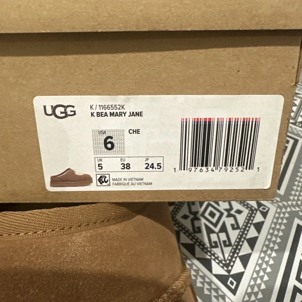 UGG Youth Size 6/ EU 38 Bea Mary Jane‎ Chunky Platform Mules Chestnut Authentic